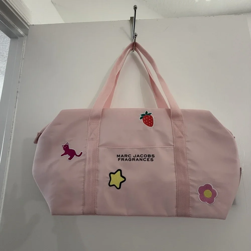 NWT Marc Jacobs Fragrances Pink Duffel Bag Star Cat Strawberry Appliqué Patches - Picture 8 of 11